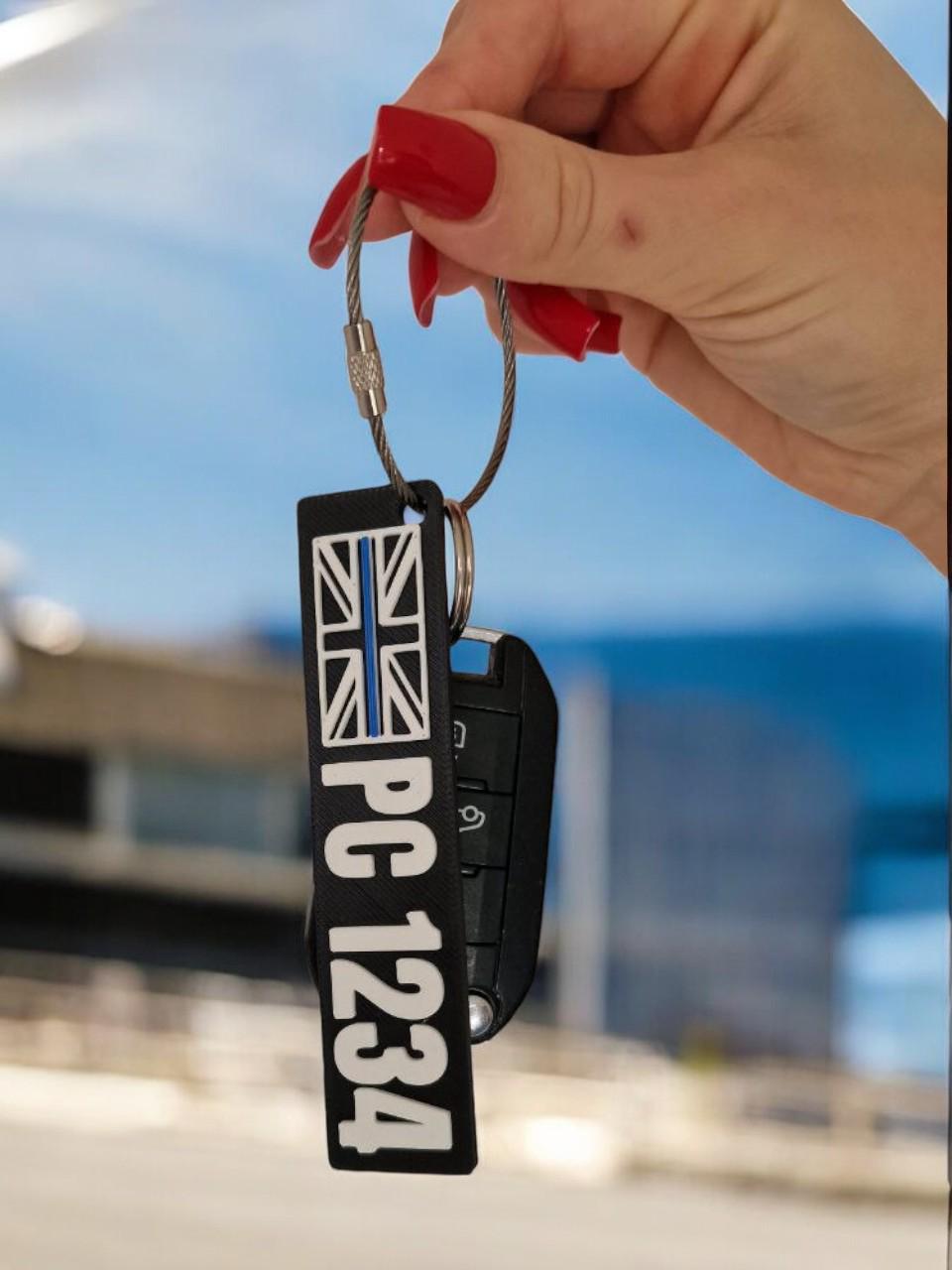 Personalised UK Police Keychain – Union Jack with Thin Blue Line - Customised Police Present, Unique Gift for Metropolitan Police, PCSO