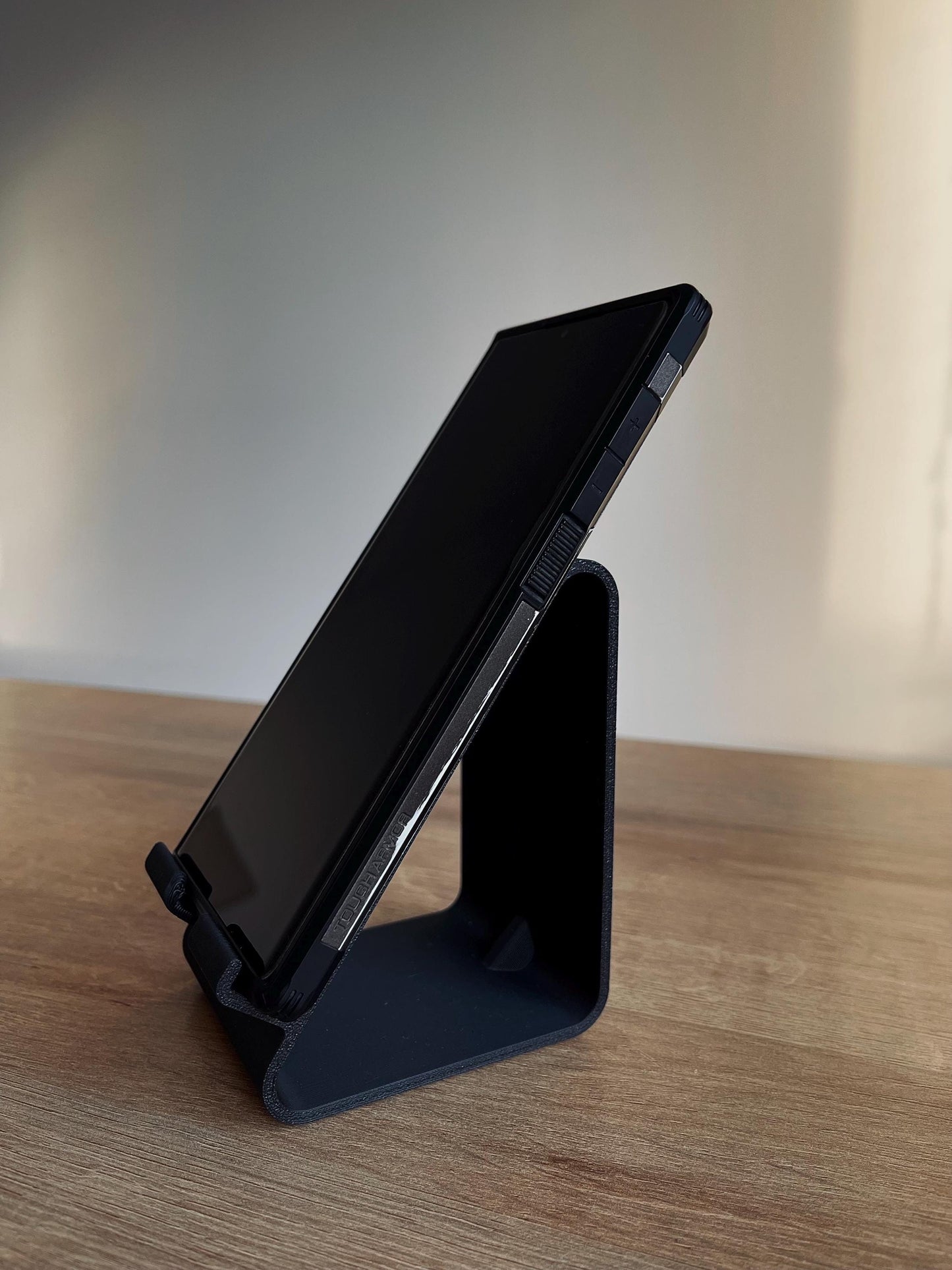 Hexagonal Pattern Black Phone Stand – Strong and Durable with Non-slip base - Geometric Patterns