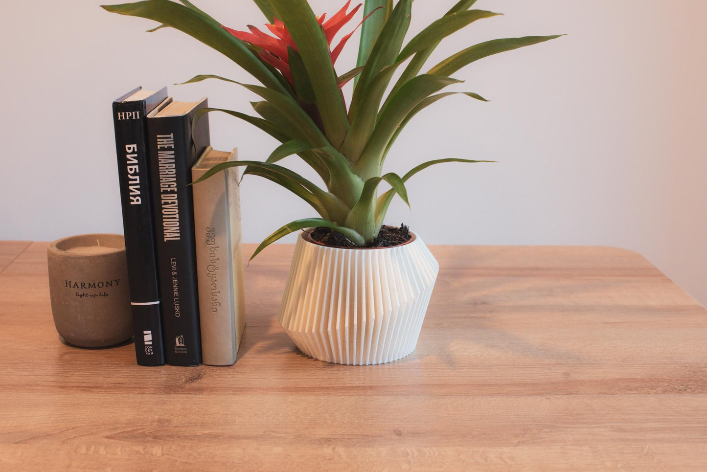 Modern Asymmetric Indoor Planter with Hidden Tray | Stylish Plant Pot | Unique Gift for Plant Lovers | Indoor Succulent Pot